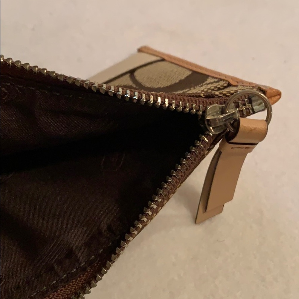 Coach Change Purse - Picture 5 of 5